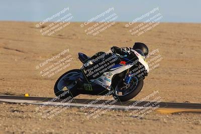 media/Dec-16-2023-CVMA (Sat) [[bb38a358a2]]/Race 13 Amateur Supersport Middleweight/